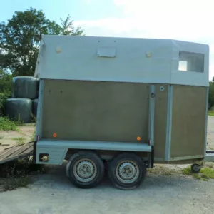 Westfalia 1988 - Remorque pour chevaux 2 places - Pont arrière - Permis spécifique - Neuf